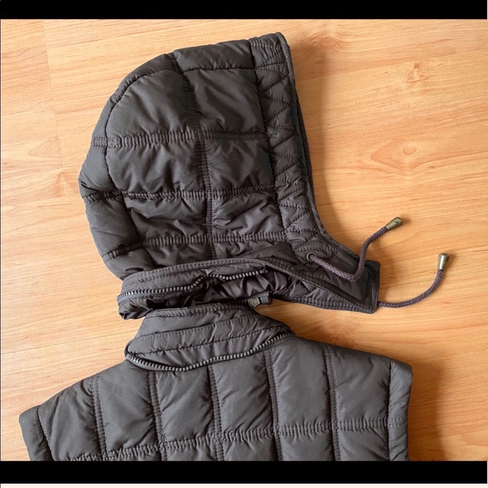Chocolate brown American Eagle Vest with hood - Picture 5 of 8
